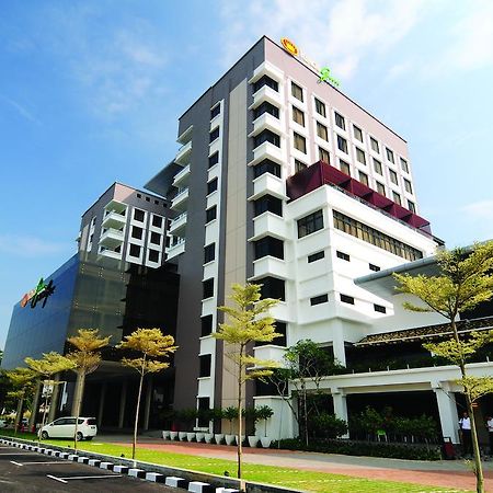 Kings Green Hotel City Centre Melaka Ngoại thất bức ảnh